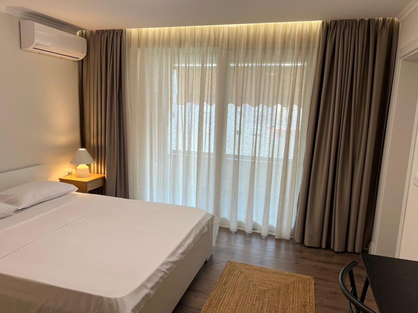 Anna'S Blloku Apartment Тирана Экстерьер фото