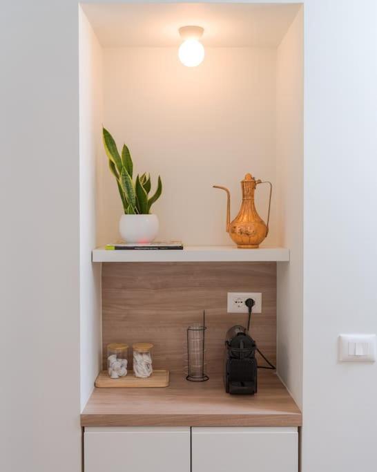 Anna'S Blloku Apartment Тирана Экстерьер фото