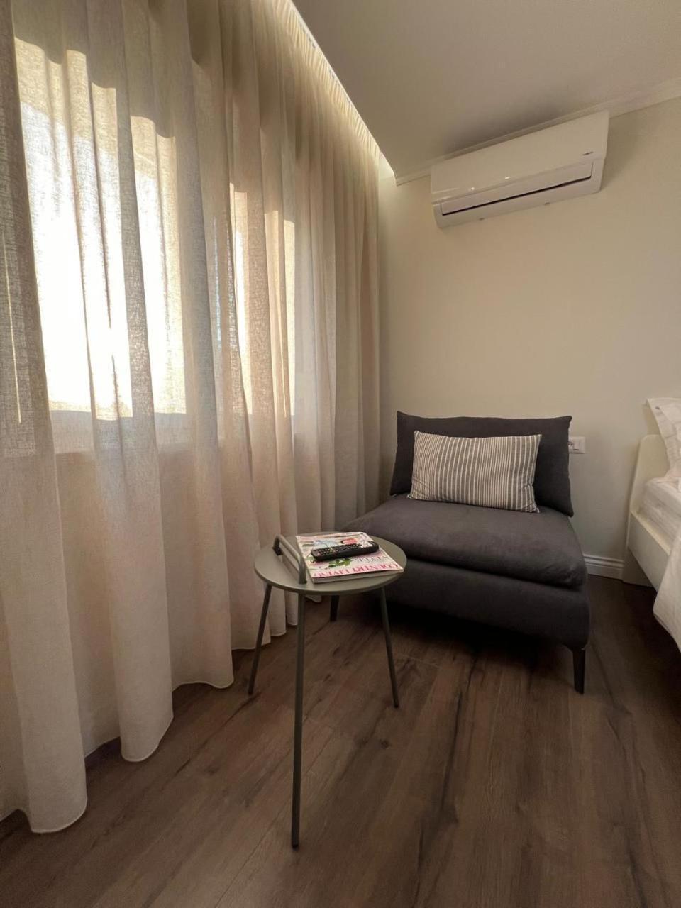 Anna'S Blloku Apartment Тирана Экстерьер фото