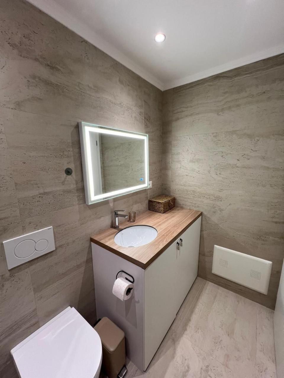 Anna'S Blloku Apartment Тирана Экстерьер фото