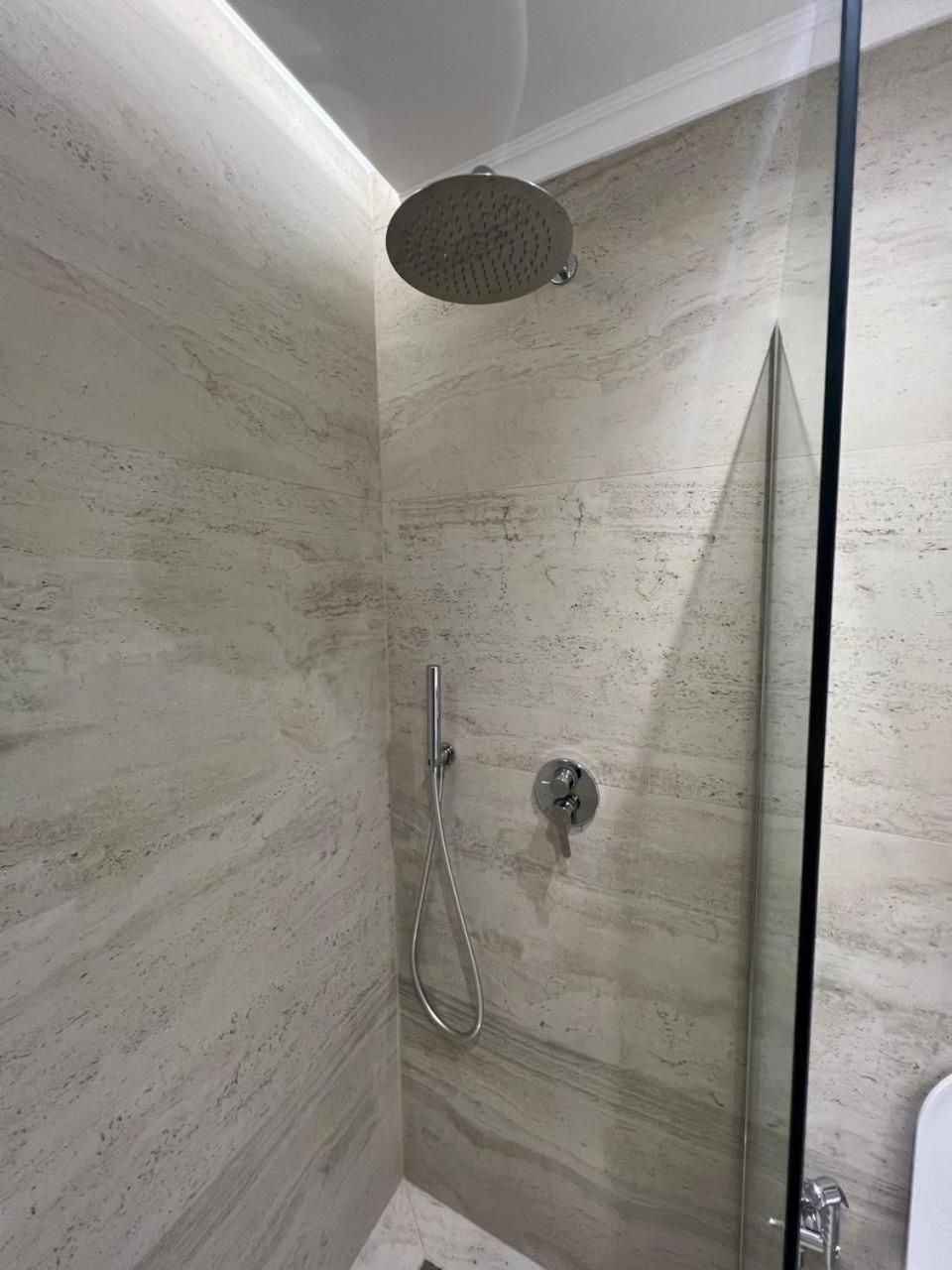 Anna'S Blloku Apartment Тирана Экстерьер фото